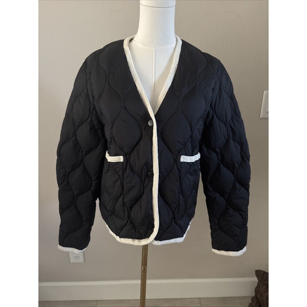 Urban Revivo Quilted Liner Jacket Black Cream Trim Snap Front Women’s Large NEW